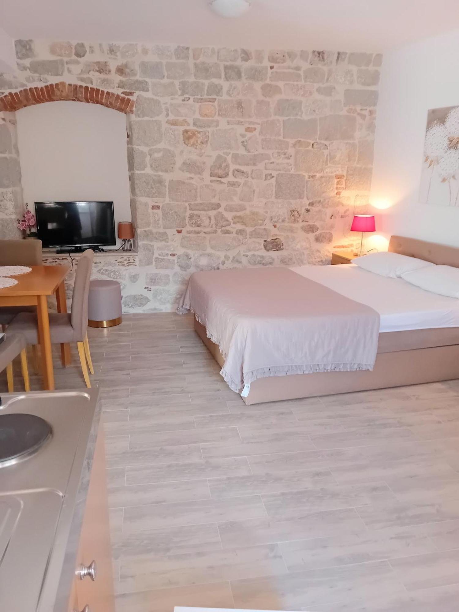 Apartment Andela Kaštela Kültér fotó